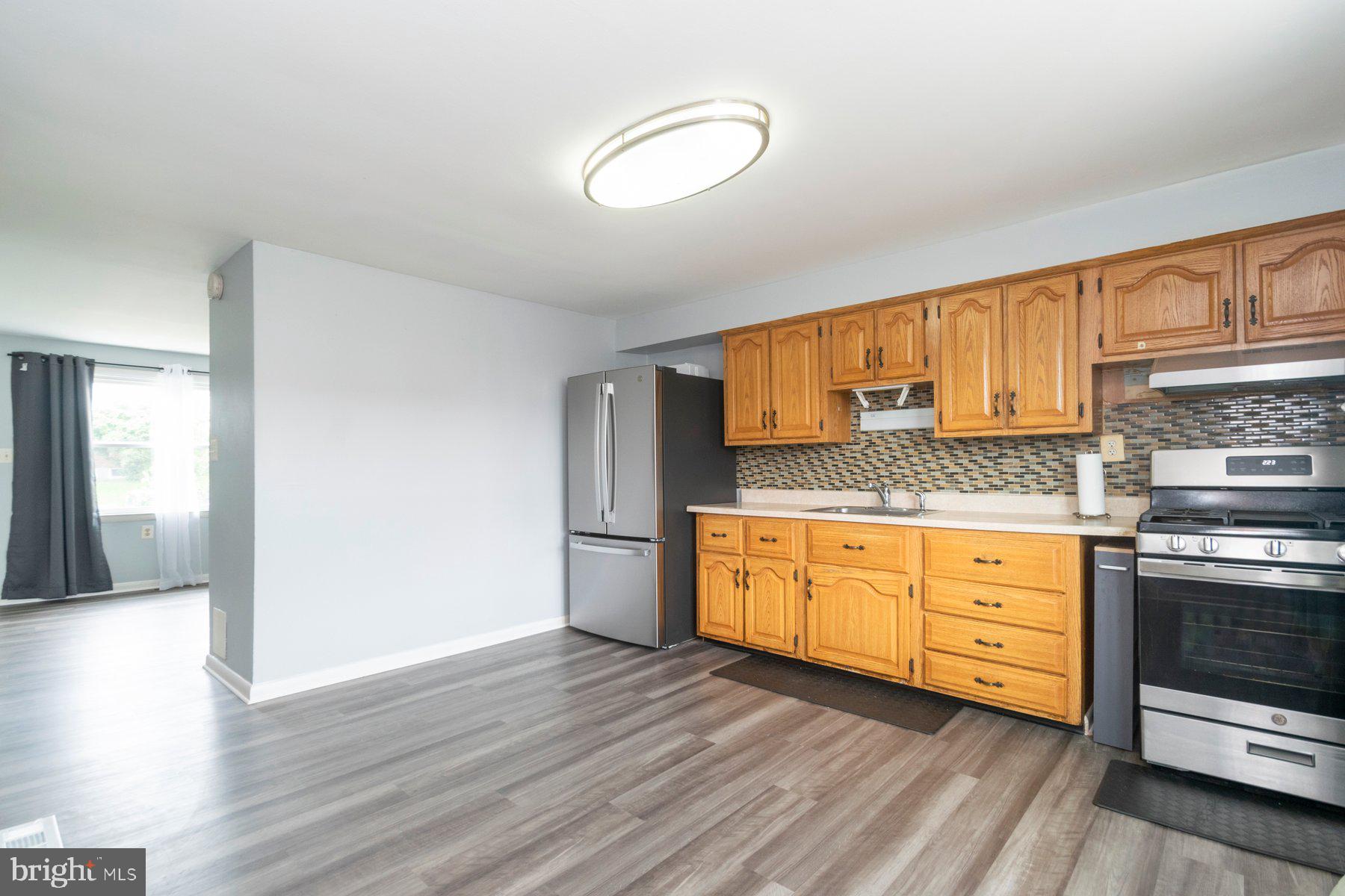 8022 Lansdale Road Baltimore, MD 21224 - Photo 13 of 26 Gallery Image 13