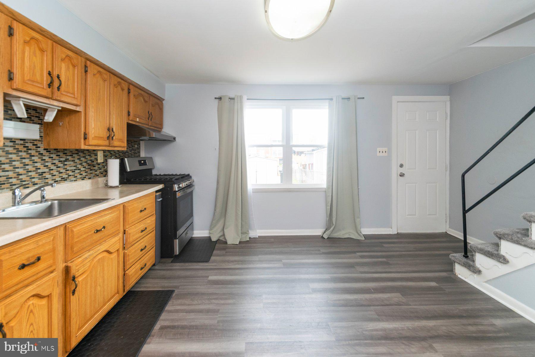 8022 Lansdale Road Baltimore, MD 21224 - Photo 14 of 26 Gallery Image 14