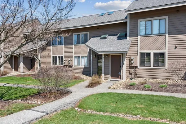 $183,900 | 1223 Veech Lane, Hidden Valley, PA 15502