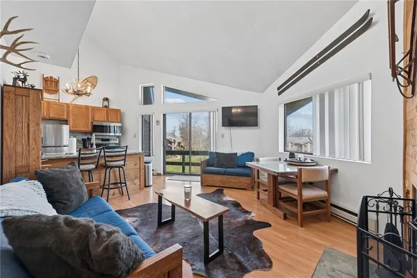 $183,900 | 1223 Veech Lane, Hidden Valley, PA 15502