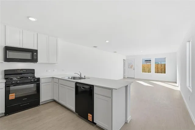 $1,625 | 3900 Pontchartrain Parkway, Sherman, TX 75090