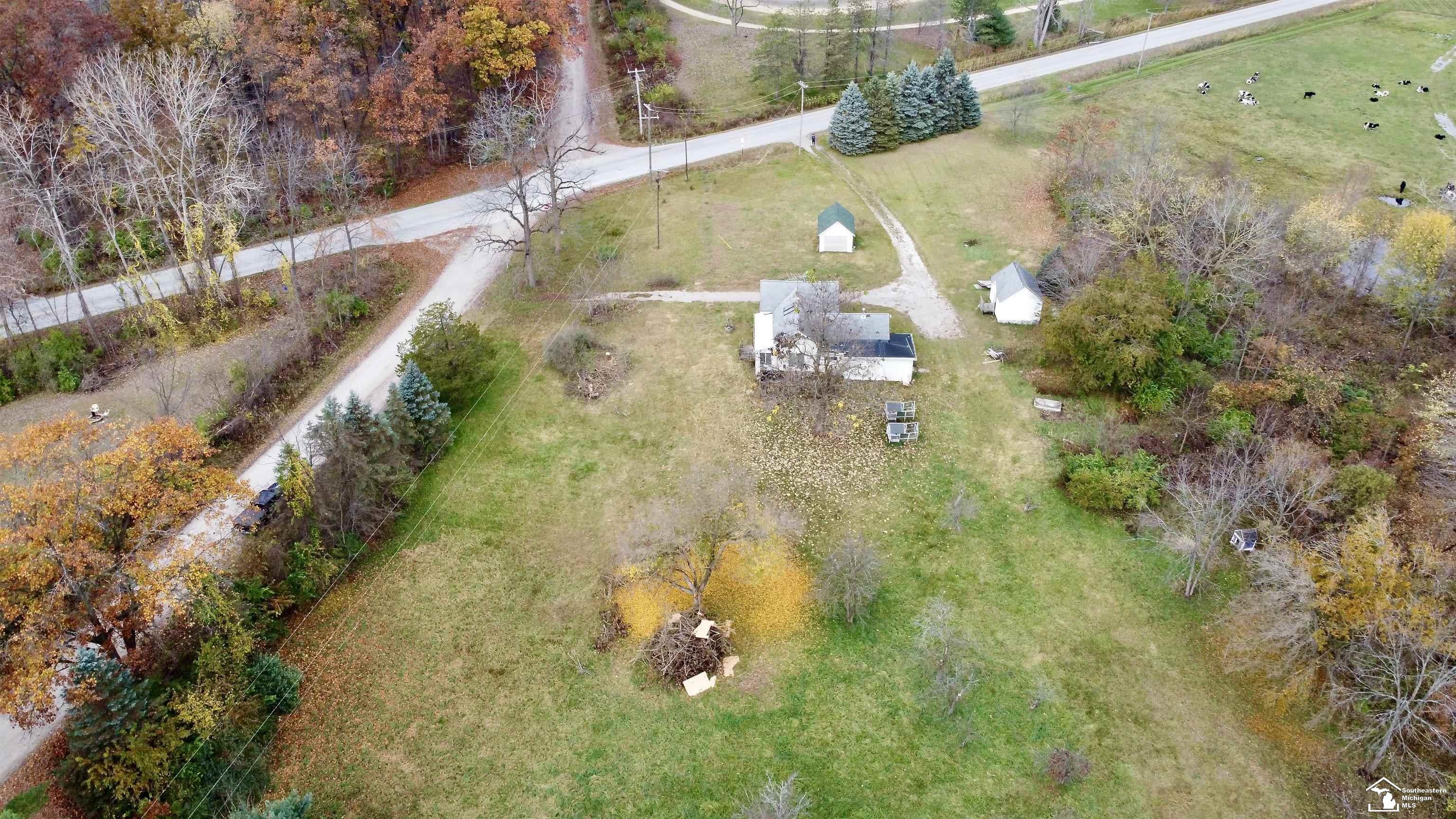 1915 Irish Road Dundee, MI 48131 - Photo 4 of 29