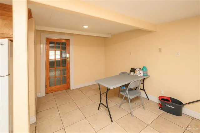 a view of a workspace with furniture