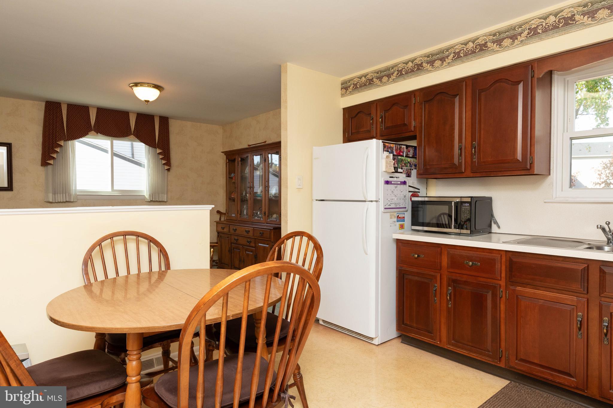 1013 Marian Road Warminster, PA 18974 - Photo 13 of 28 Kitchen