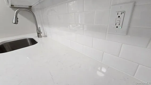 $385,500 | 144-17 Grand Central Parkway, Unit 67GA | Kew Gardens Hills