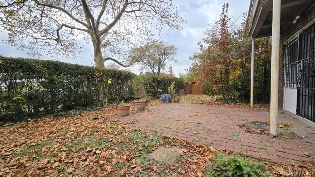 $385,500 | 144-17 Grand Central Parkway, Unit 67GA | Kew Gardens Hills