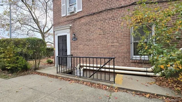 $385,500 | 144-17 Grand Central Parkway, Unit 67GA | Kew Gardens Hills