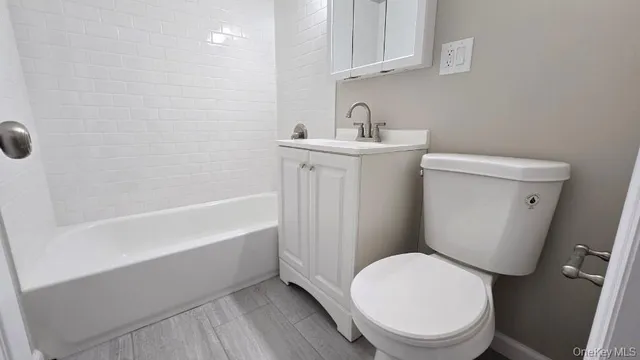 $385,500 | 144-17 Grand Central Parkway, Unit 67GA | Kew Gardens Hills