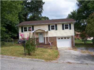 9023 Waconda Road Chattanooga, TN 37416 - Photo 1 of 17 Primary Photo