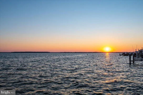 $4,234,068 | 8601 Chesapeake Drive, Ocean City, MD 21842