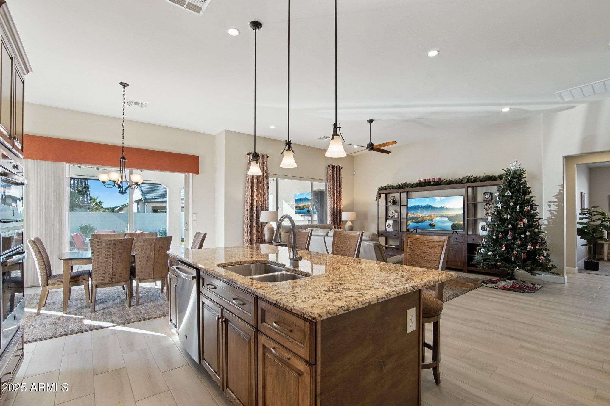 16813 West Berkeley Road Goodyear, AZ 85395 - Photo 11 of 38 13-web-or-mls-W Berkeley Rd-S1712-013