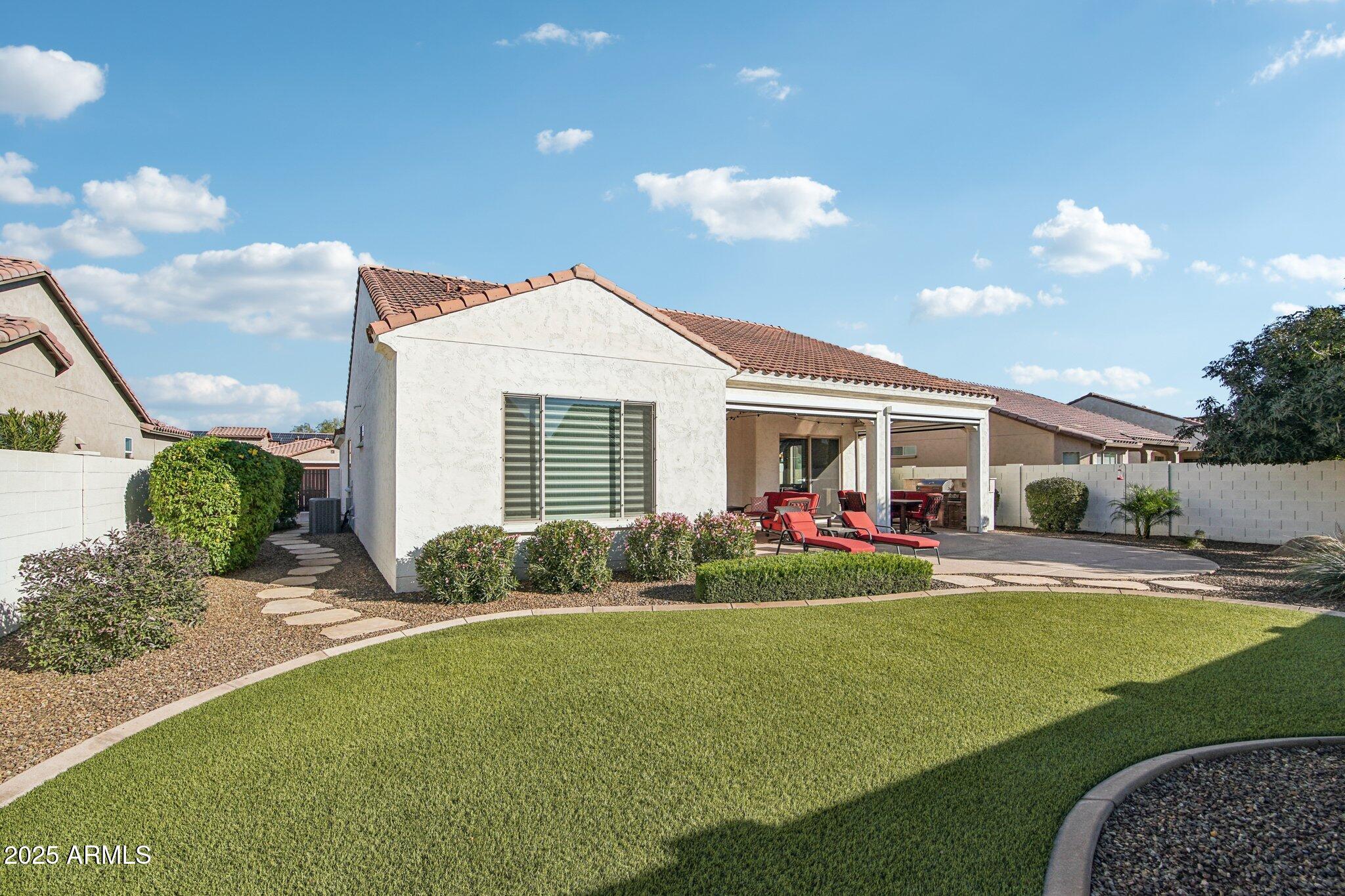 16813 West Berkeley Road Goodyear, AZ 85395 - Photo 27 of 38 31-web-or-mls-W Berkeley Rd-S1712-031