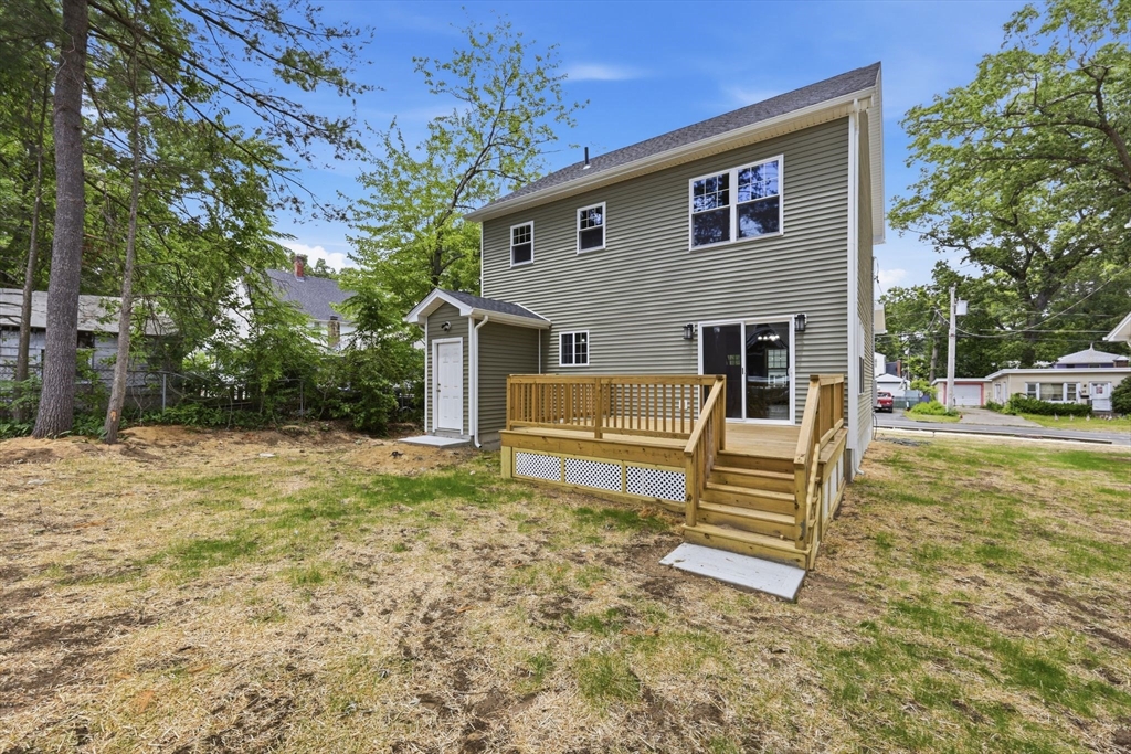 30 Goldenrod Street Springfield, MA 01109 - Photo 34 of 38