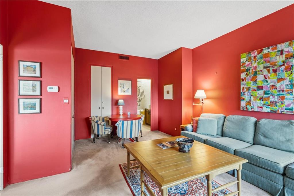 4545 Wornall Road, Unit 1210 Kansas City, MO 64111 - Photo 15 of 50