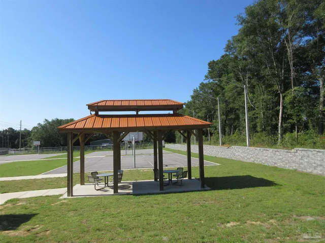 $259,900 | 6816 Fast Gun Lane, Milton, FL 32570