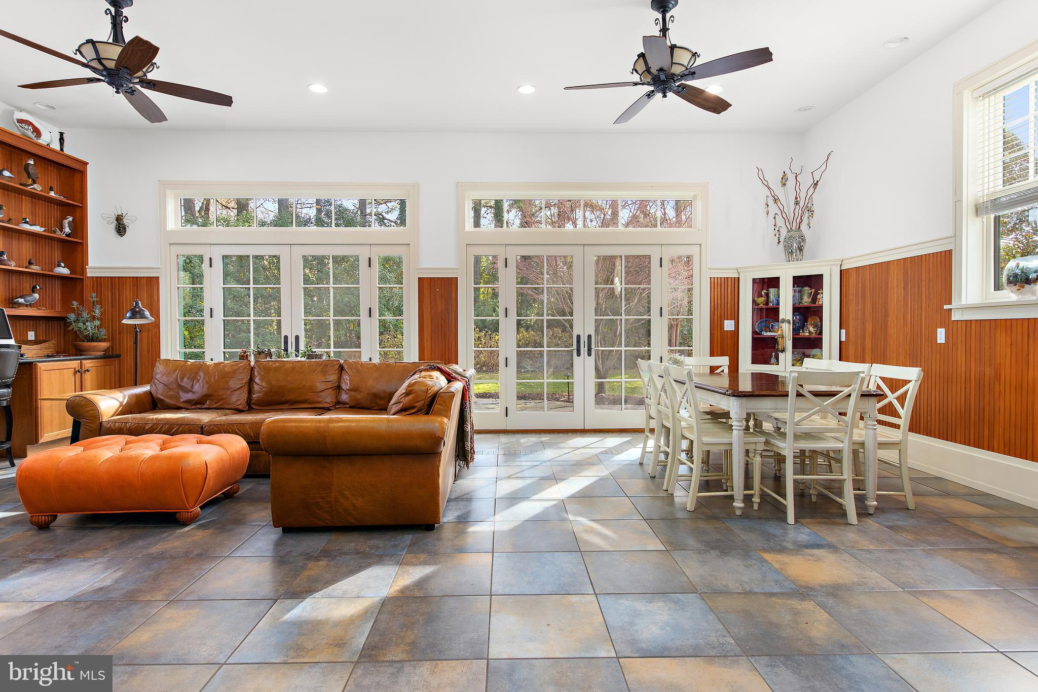 25932 Goose Neck Road Royal Oak, MD 21662 - Photo 18 of 79 Lots of room for casual dining too!