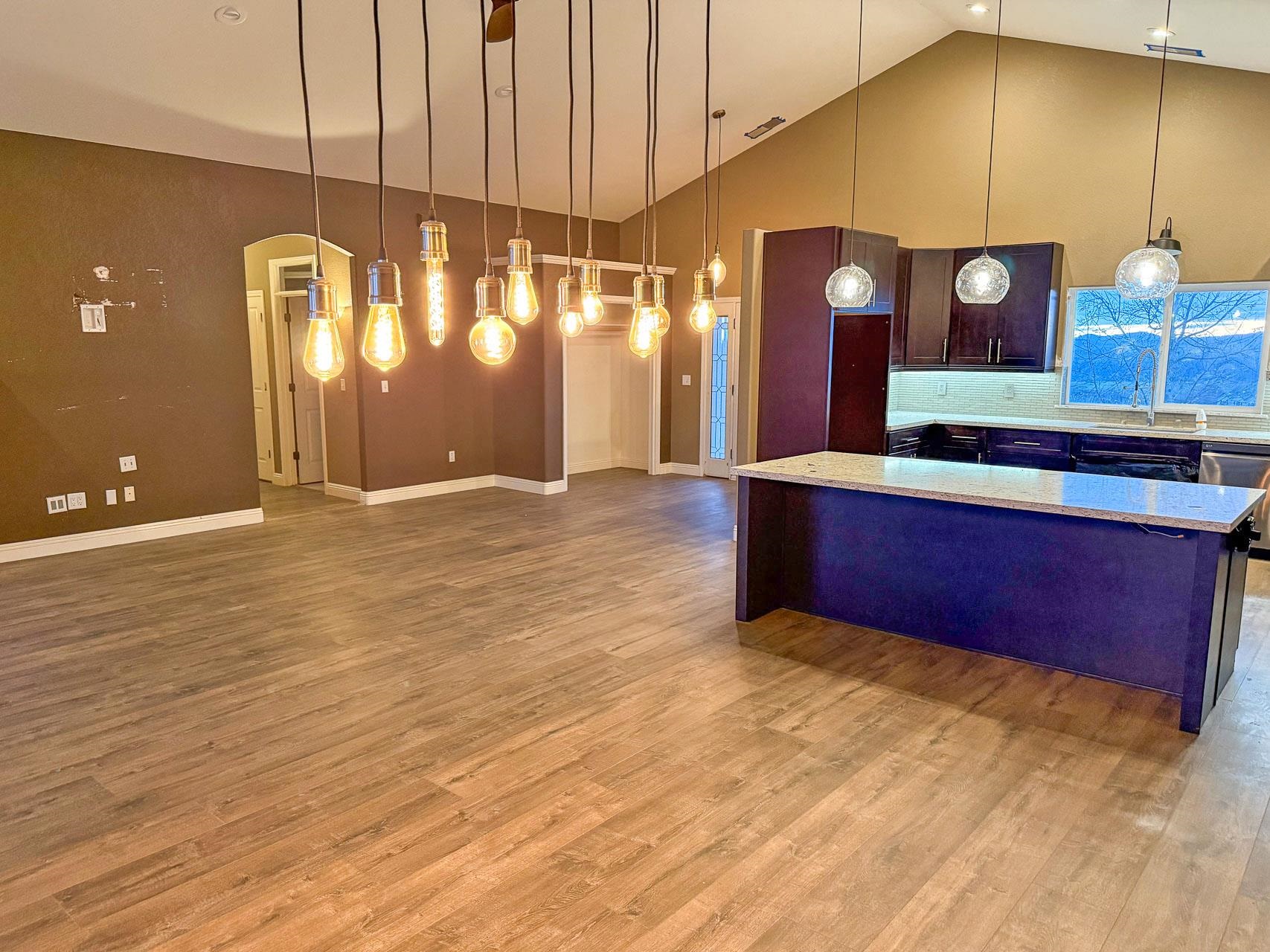 16446 Stamp Mill Loop Road East Jamestown, CA 95327 - Photo 10 of 32 a view of a lobby room