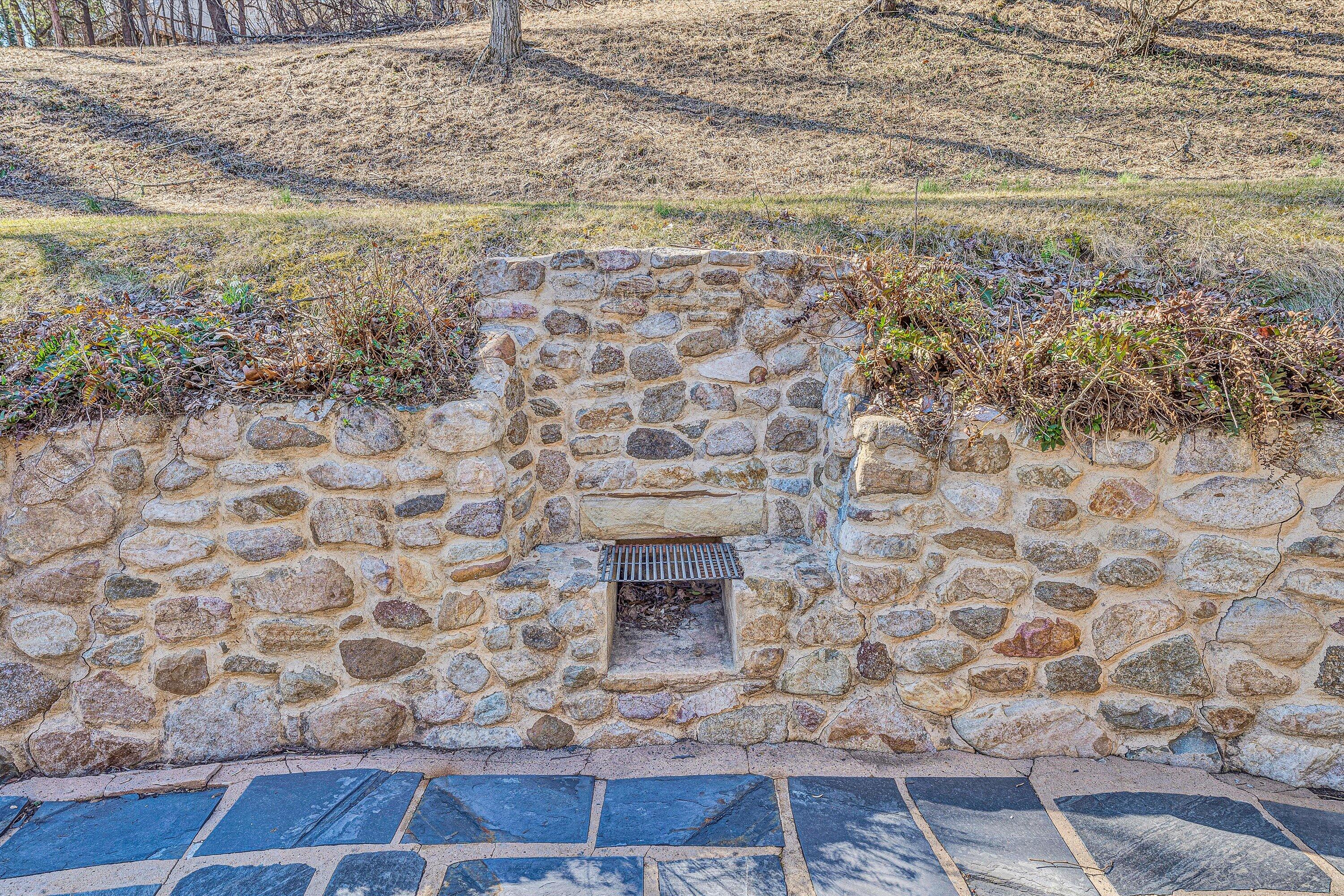 5254 Roselawn Road Roanoke, VA 24018 - Photo 31 of 38 built-in fireplace/grill