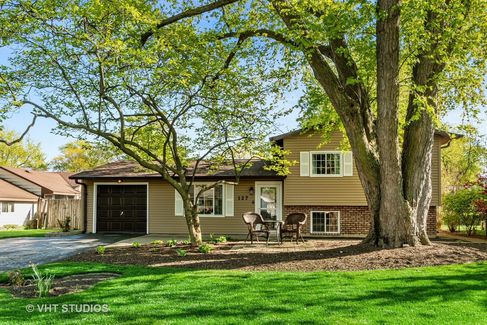 127 Thornhurst Road Bolingbrook, IL 60440 - Photo 1 of 22