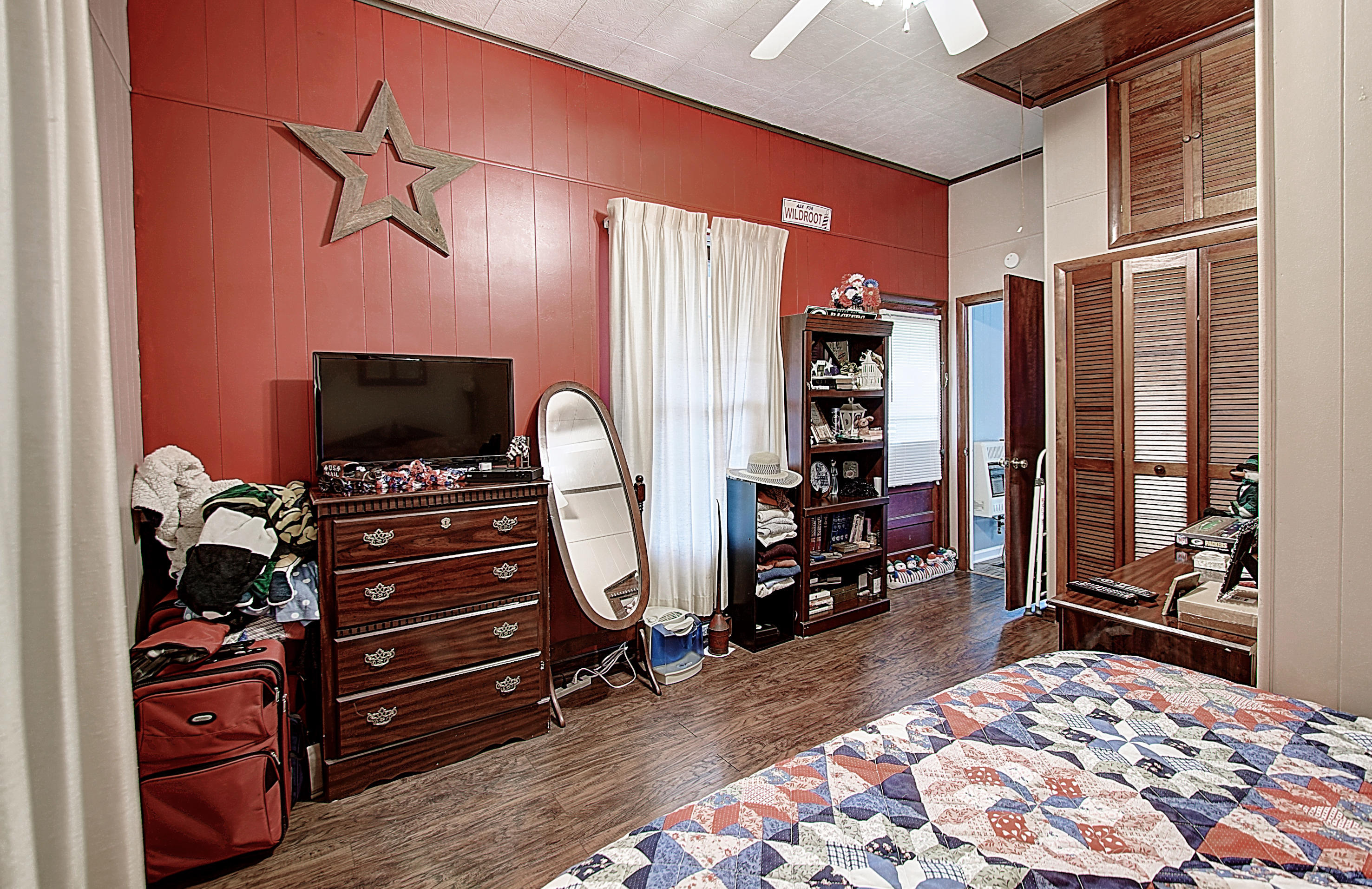 120 Dan Cole Road Elizabethton, TN 37643 - Photo 16 of 32 DSC_0065_6_7_8