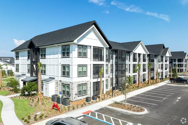 $1,572 | 3020 Base Boulevard, Unit A1, Davenport, FL 33837