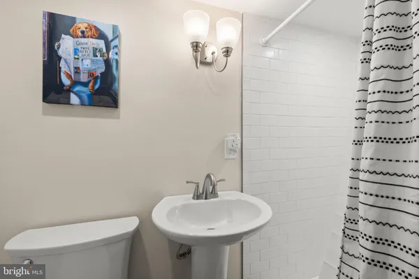 $359,900 | 807 Market Avenue, Woodbury, NJ 08096