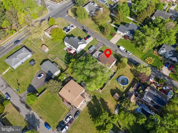 $359,900 | 807 Market Avenue, Woodbury, NJ 08096