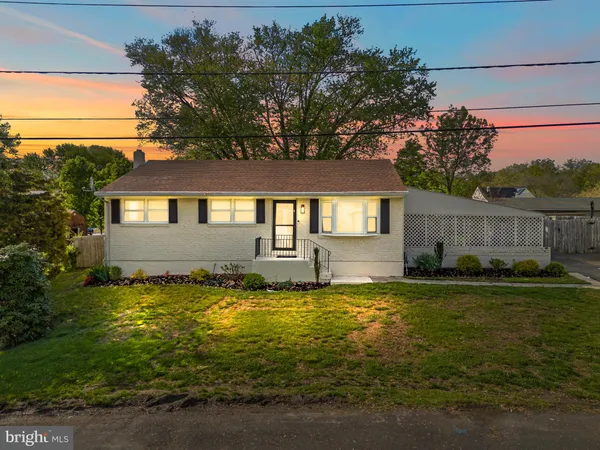 $359,900 | 807 Market Avenue, Woodbury, NJ 08096