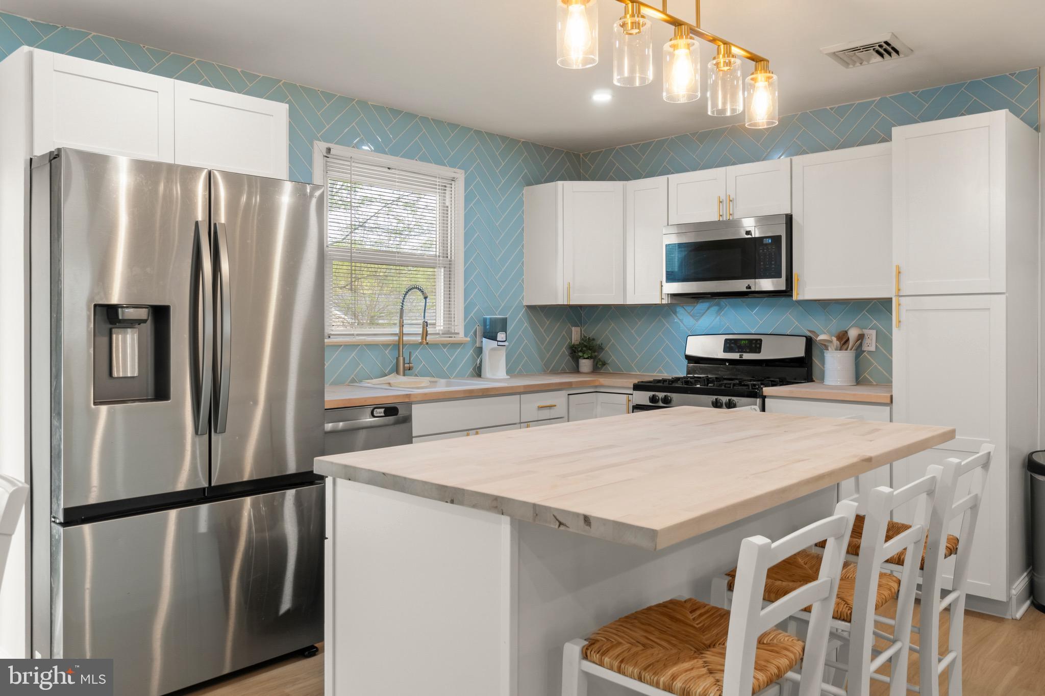 807 Market Avenue Woodbury, NJ 08096 - Photo 6 of 29