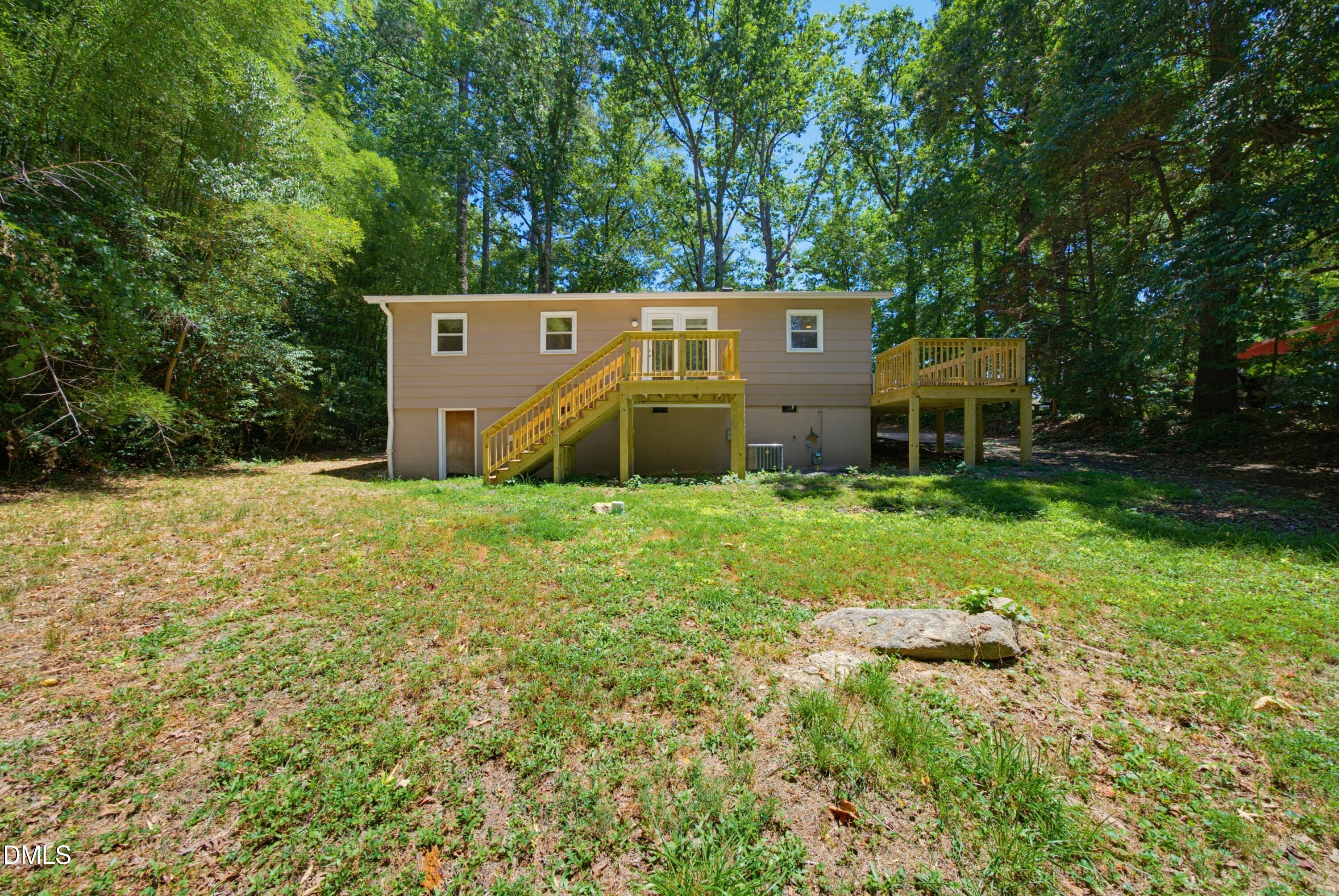 3801 Eck Drive Raleigh, NC 27604 - Photo 12 of 24
