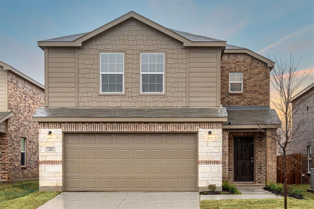 321 Hopson Street Van Alstyne, TX 75495 - Photo 2 of 17
