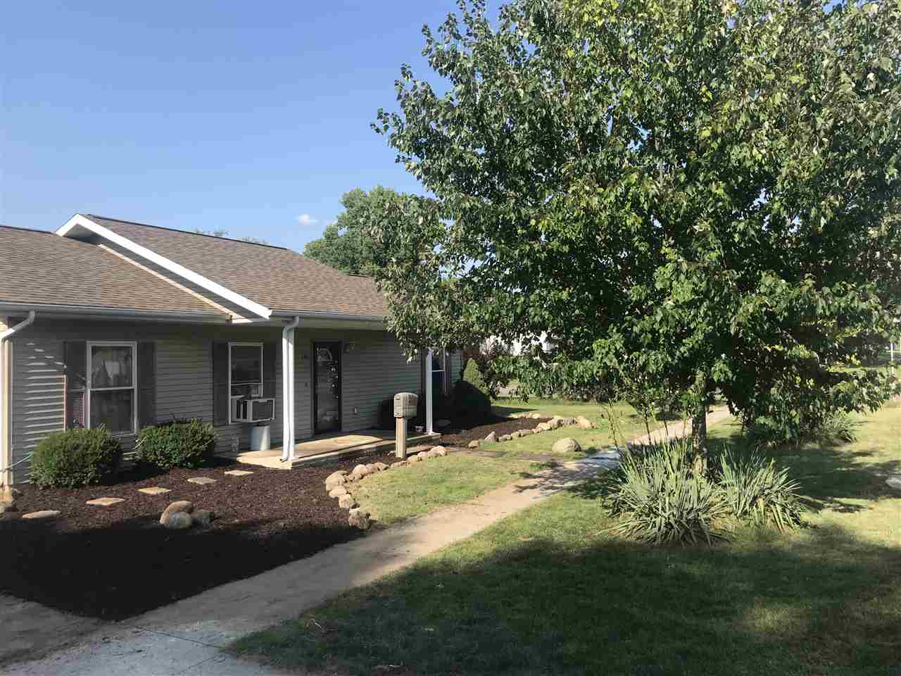 301 Walnut Street Butler, IN 46721 - Photo 3 of 17