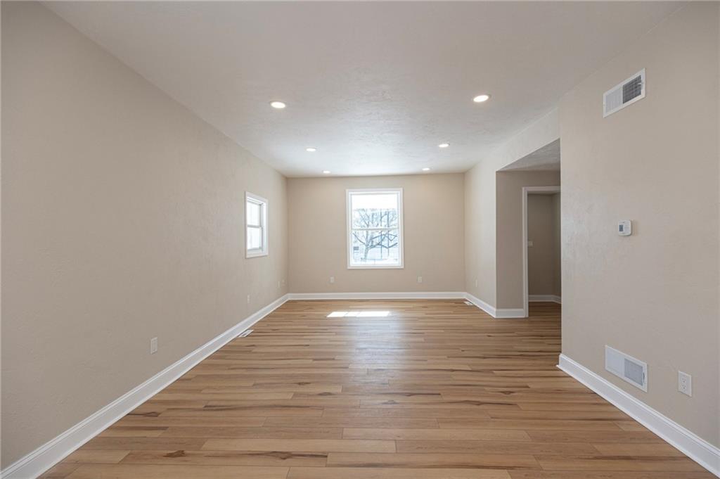 330 Spruce Street Latrobe, PA 15650 - Photo 14 of 35