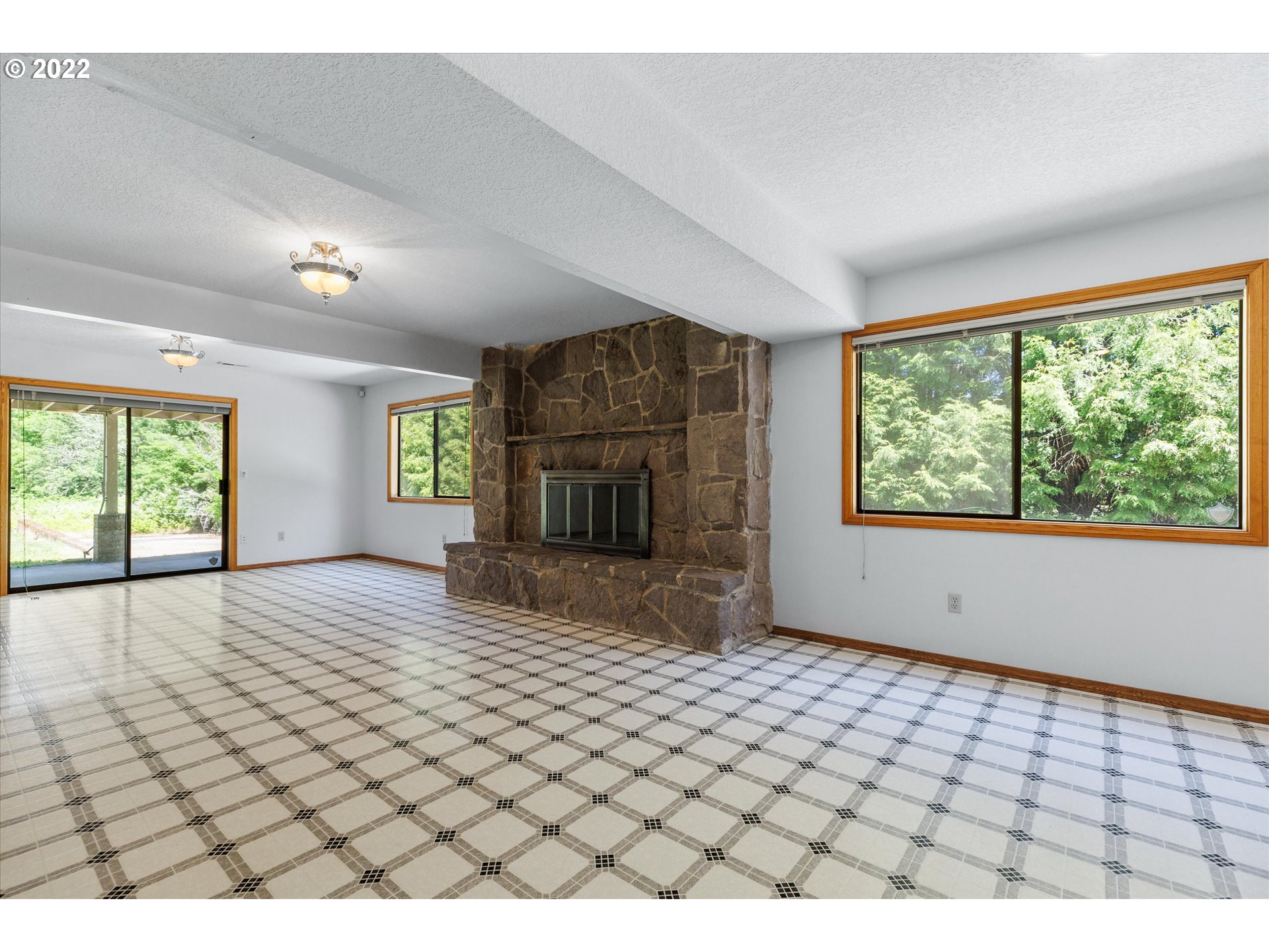 2691 Southwest Ek Road West Linn, OR 97068 - Photo 15 of 32 Gallery Image 15