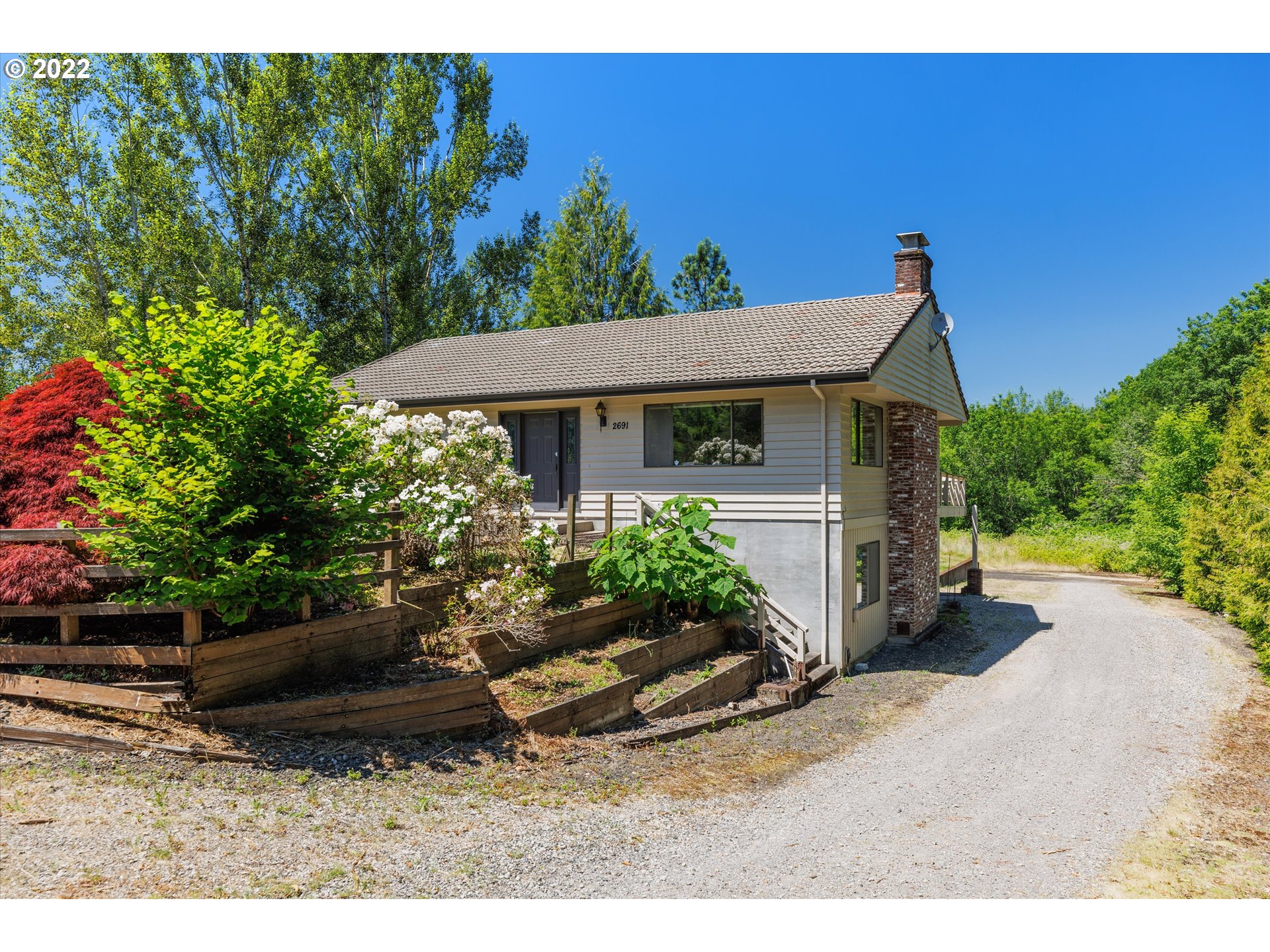 2691 Southwest Ek Road West Linn, OR 97068 - Photo 3 of 32 Gallery Image 3