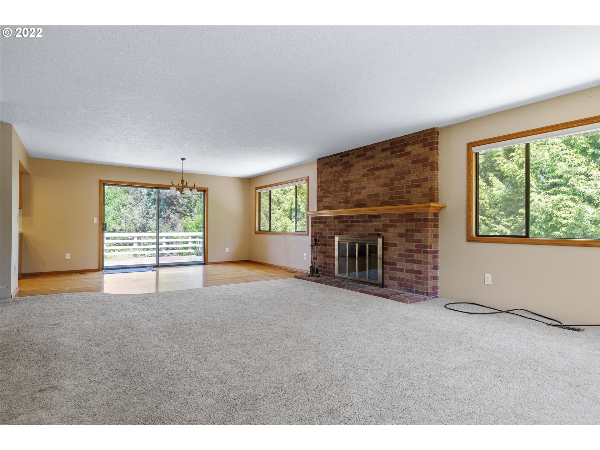 2691 Southwest Ek Road West Linn, OR 97068 - Photo 5 of 32 Gallery Image 5