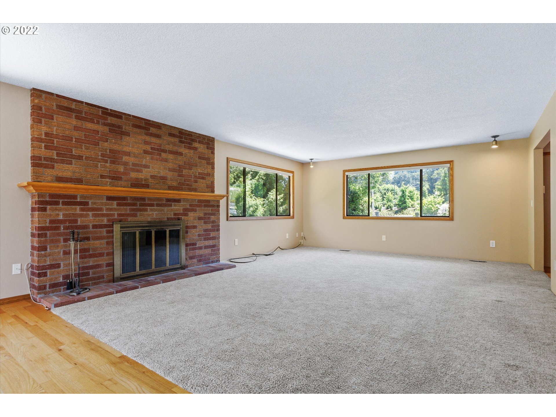 2691 Southwest Ek Road West Linn, OR 97068 - Photo 6 of 32 Gallery Image 6