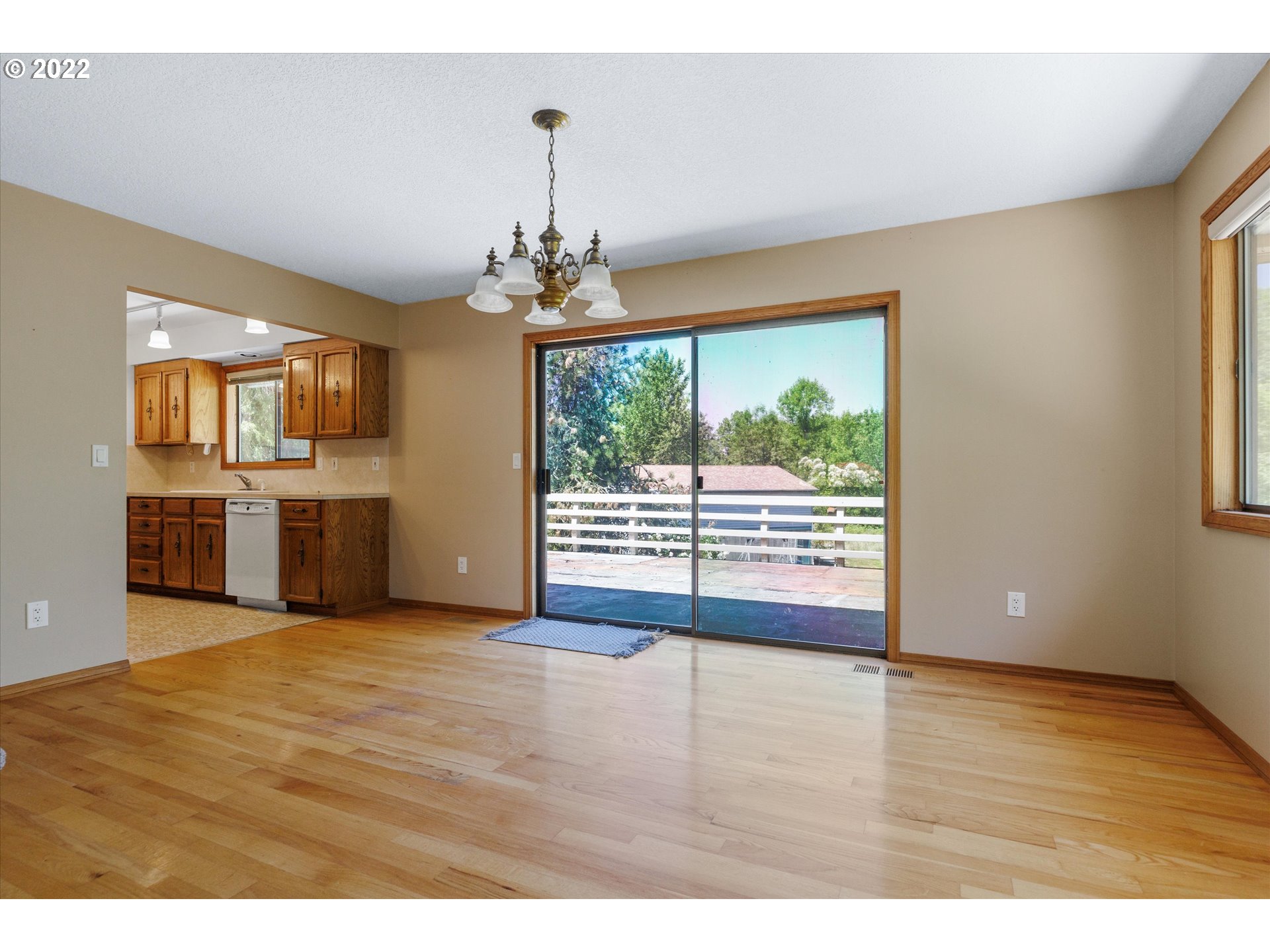 2691 Southwest Ek Road West Linn, OR 97068 - Photo 7 of 32 Gallery Image 7