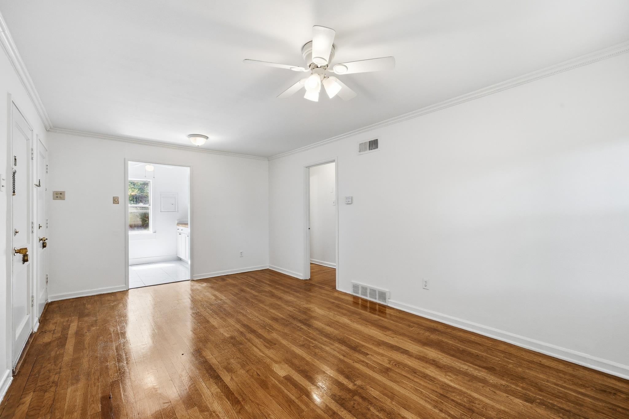 2997 Walnut Grove Road, Unit 3 Memphis, TN 38111 - Photo 12 of 35