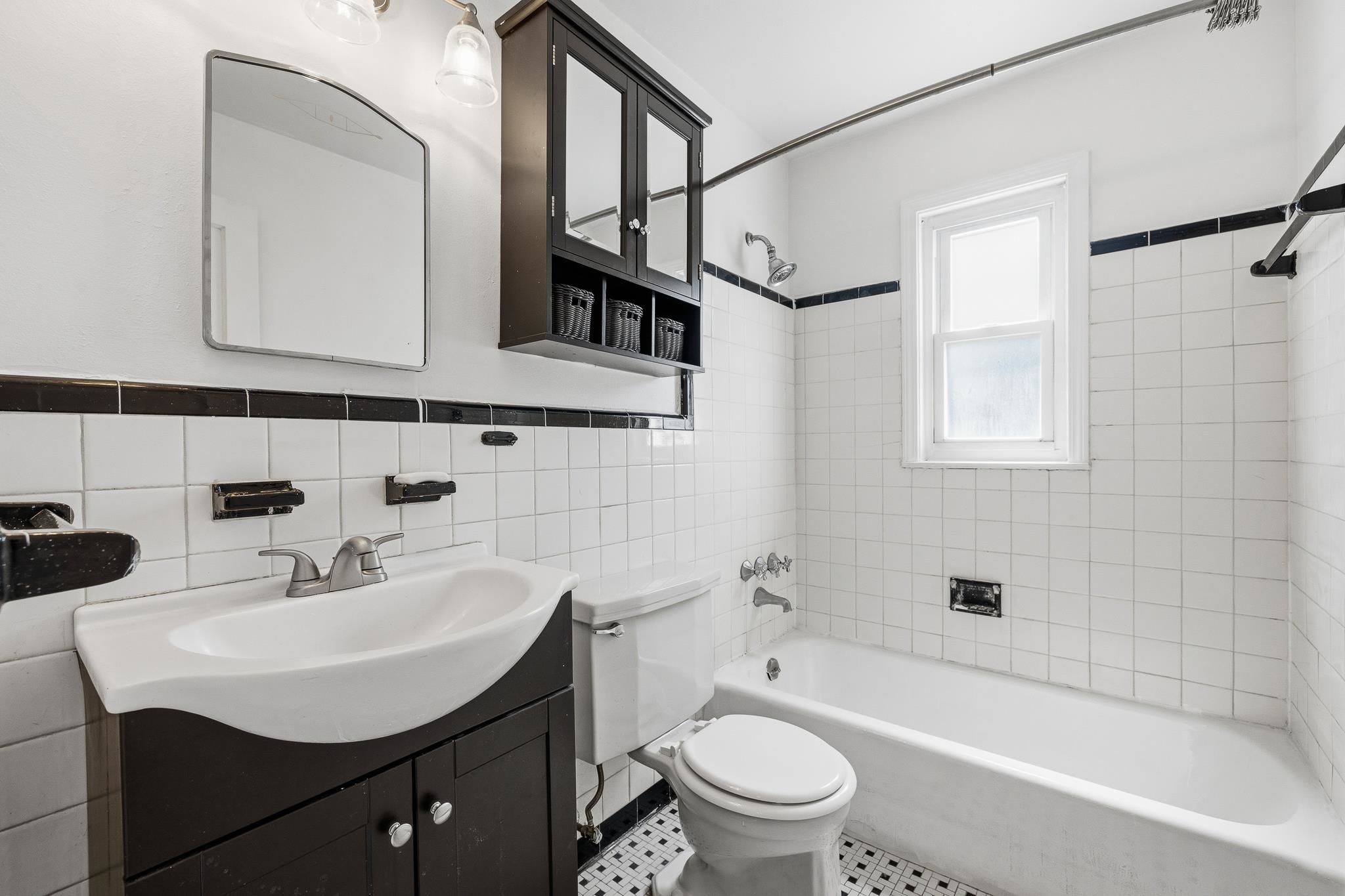 2997 Walnut Grove Road, Unit 3 Memphis, TN 38111 - Photo 17 of 35