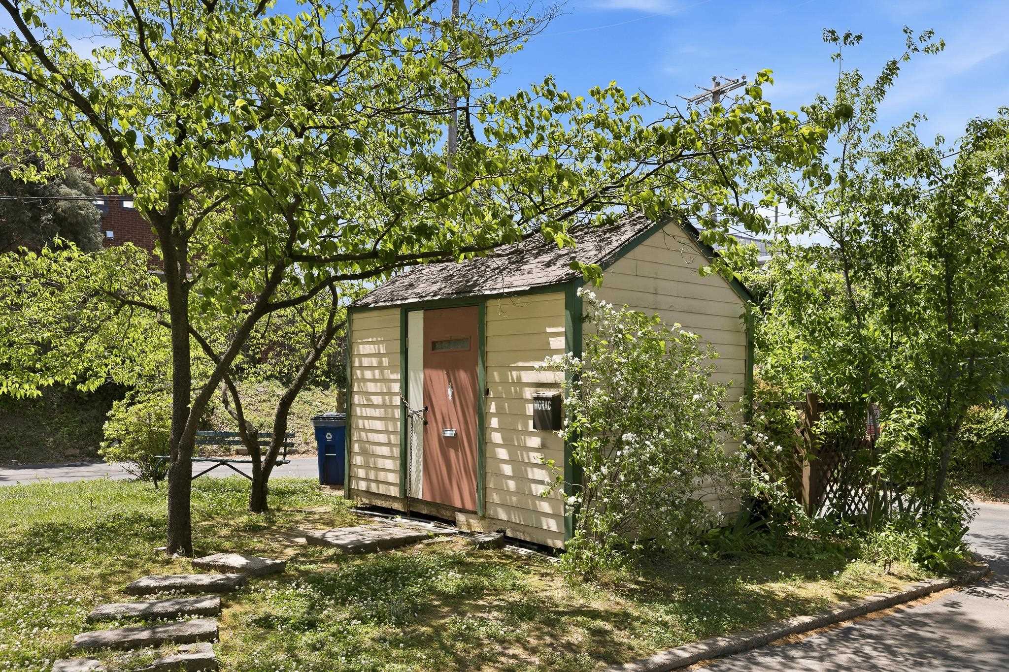 2997 Walnut Grove Road, Unit 3 Memphis, TN 38111 - Photo 31 of 35