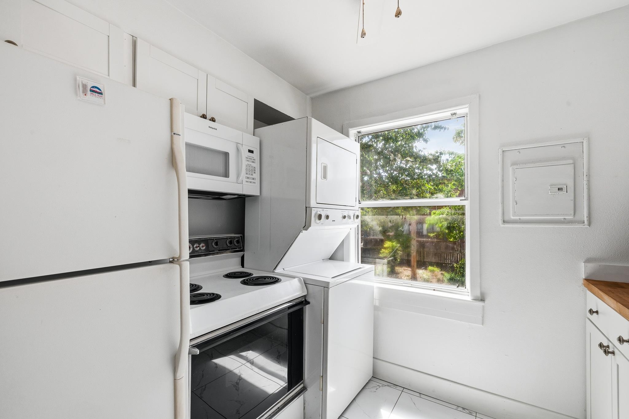 2997 Walnut Grove Road, Unit 3 Memphis, TN 38111 - Photo 9 of 35