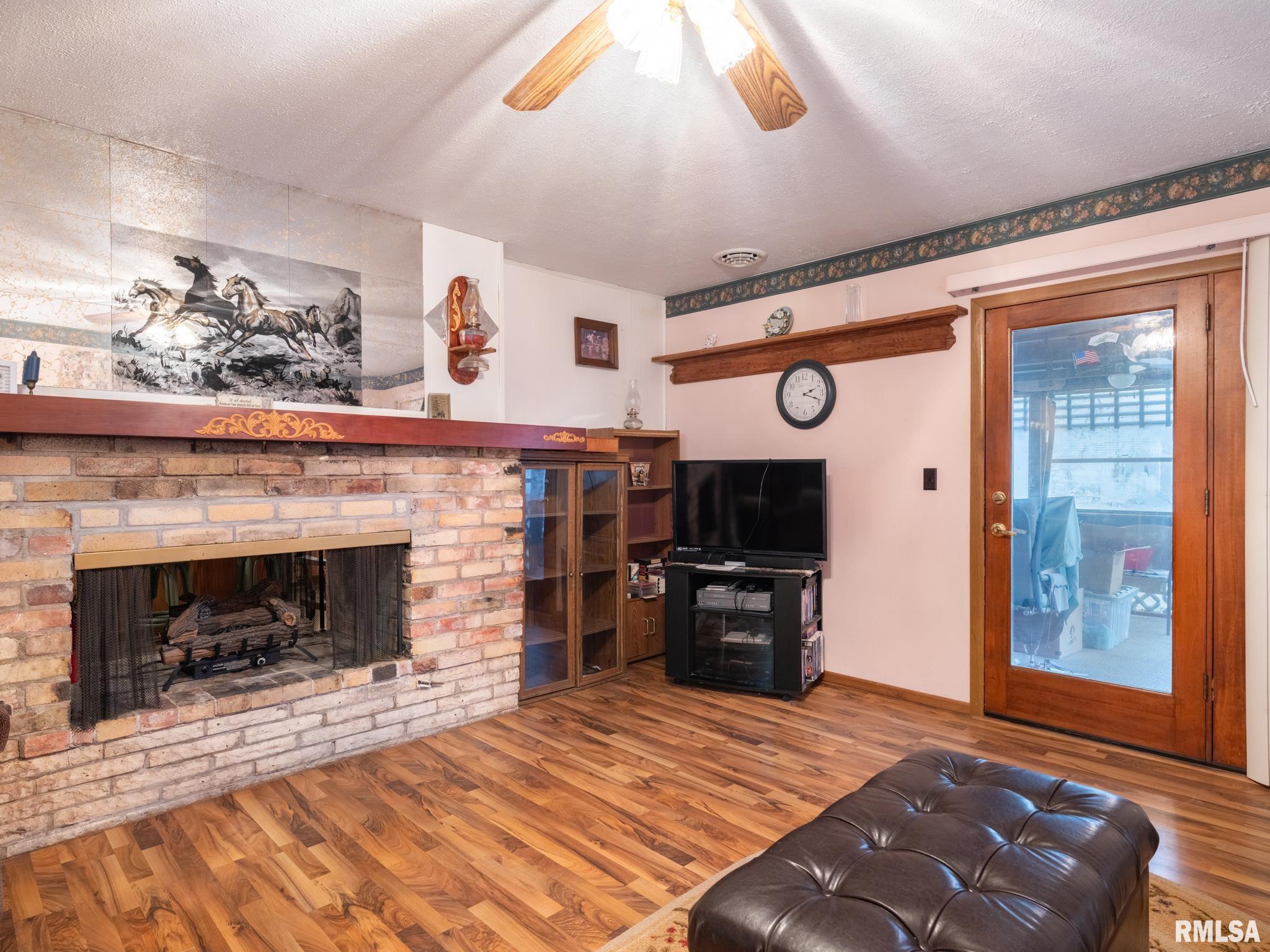 19842 Cedar Bluff Road Delavan, IL 61734 - Photo 16 of 72