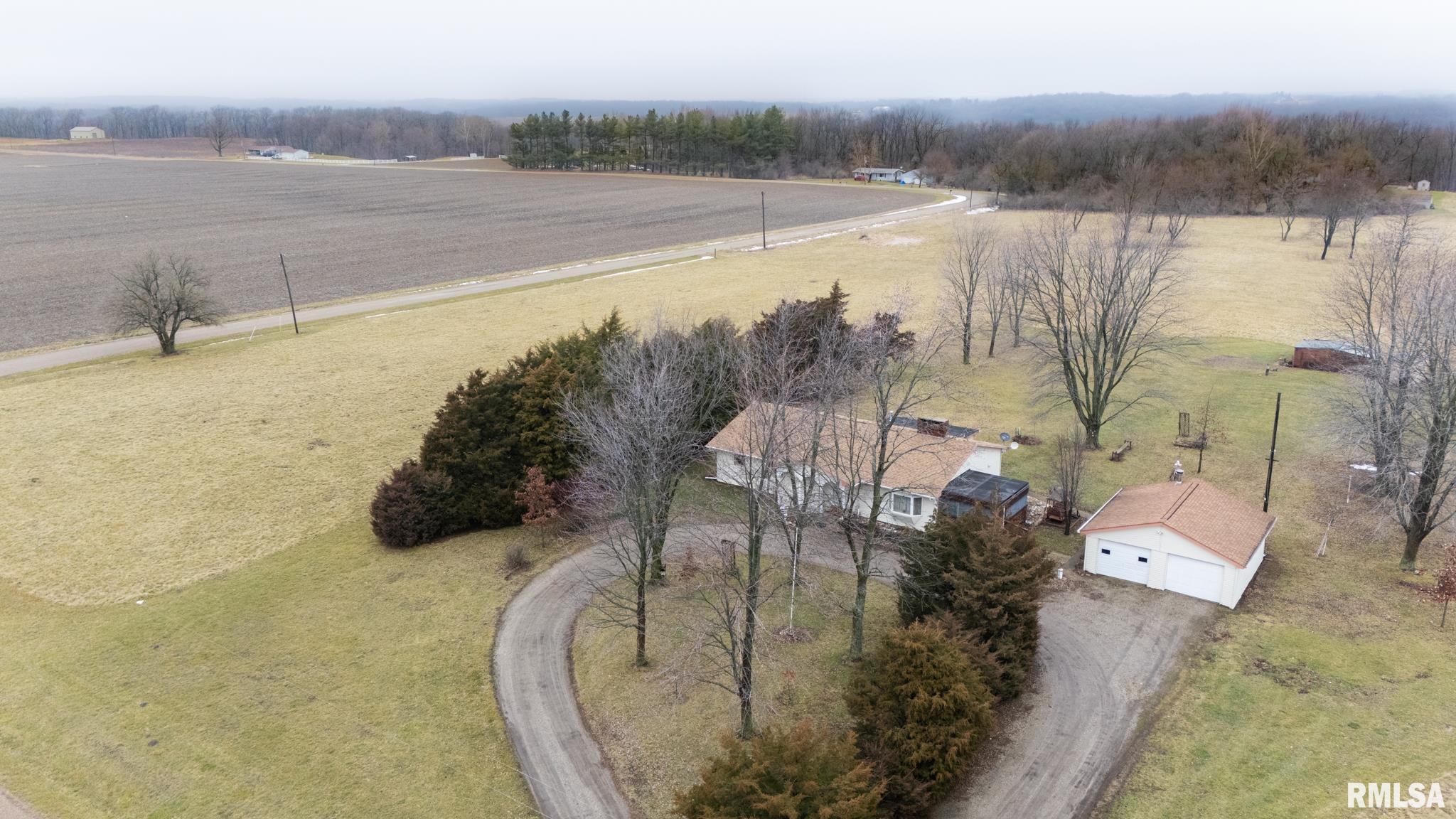 19842 Cedar Bluff Road Delavan, IL 61734 - Photo 2 of 72