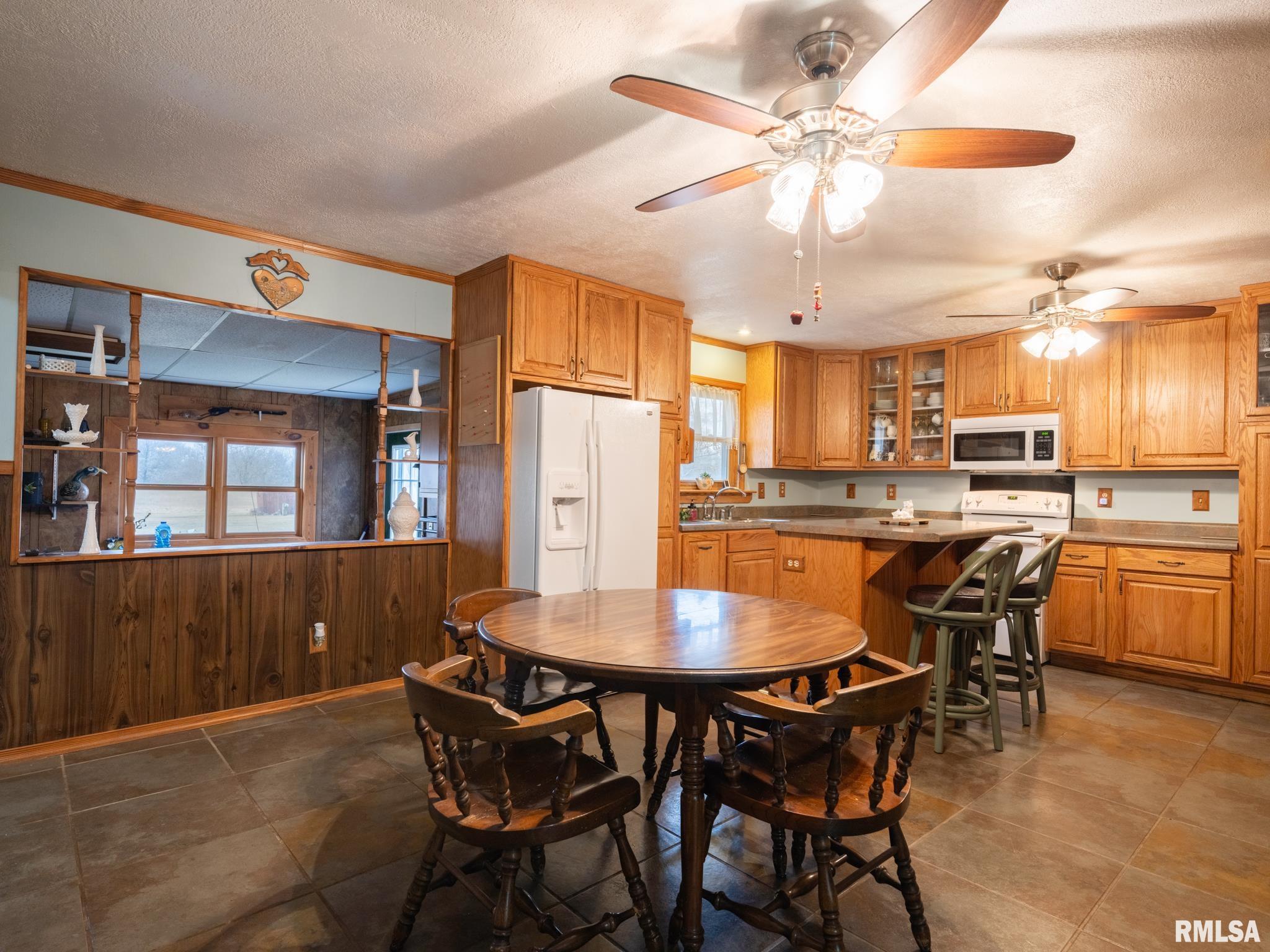 19842 Cedar Bluff Road Delavan, IL 61734 - Photo 22 of 72