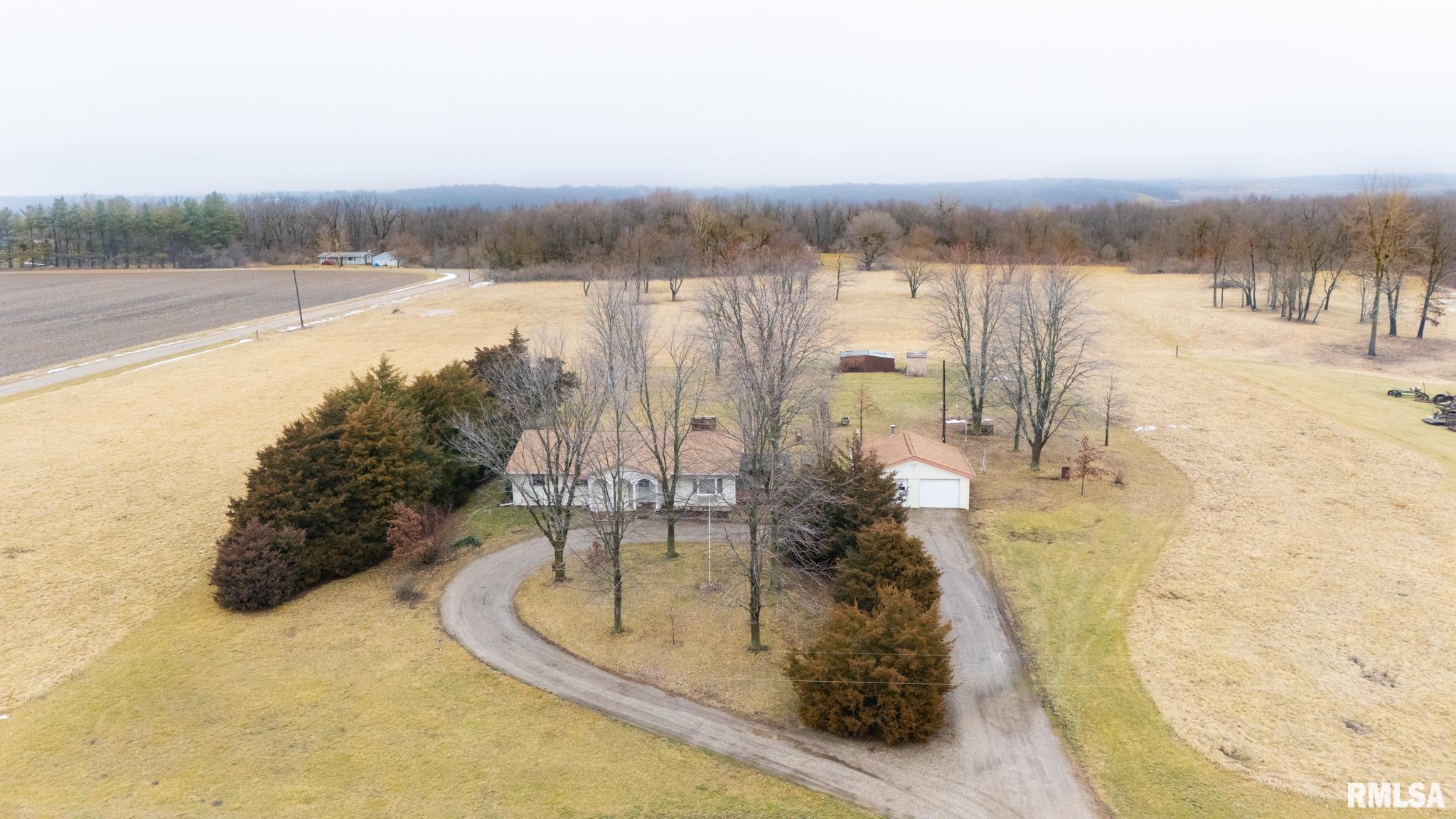 19842 Cedar Bluff Road Delavan, IL 61734 - Photo 3 of 72