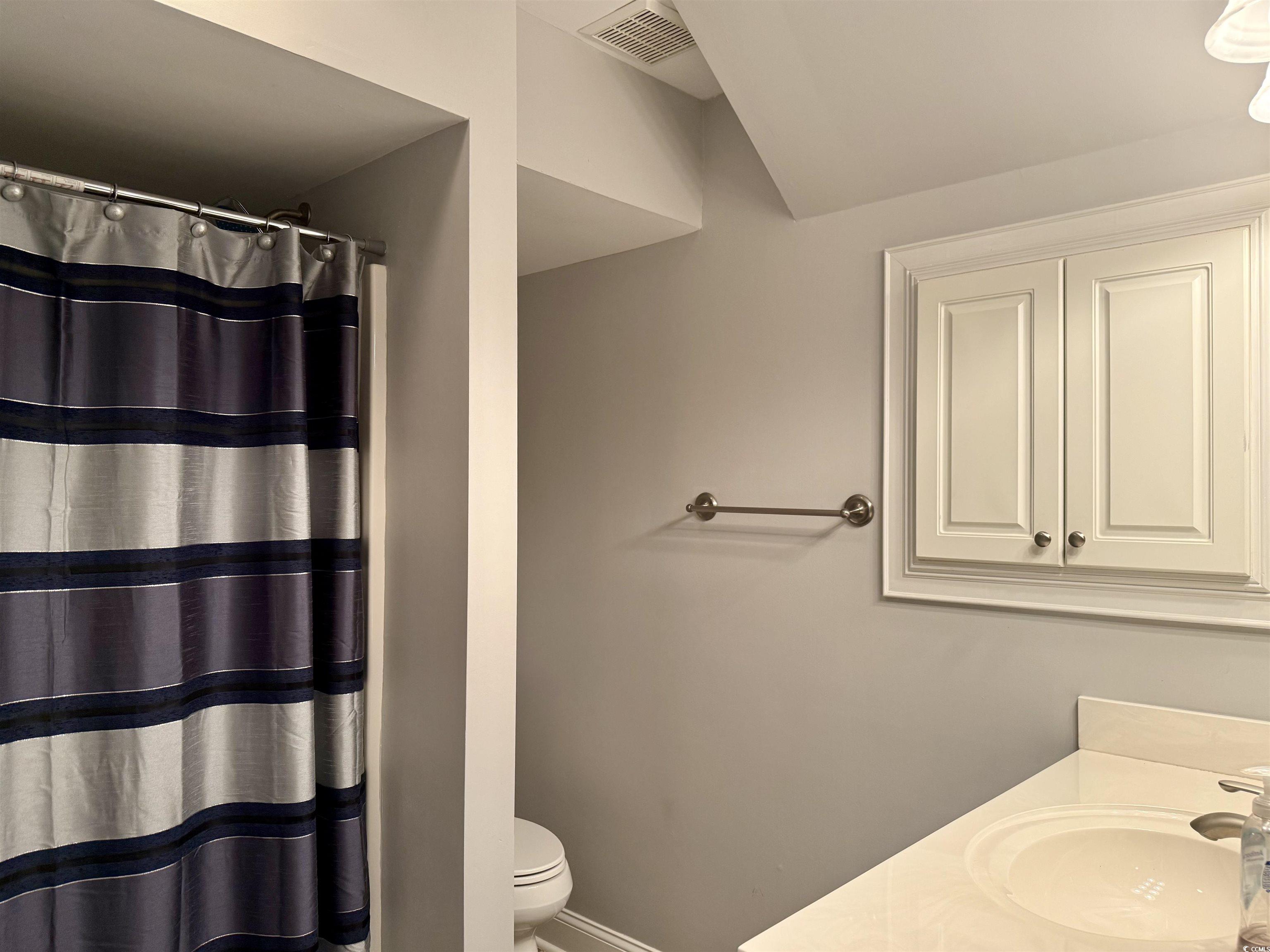 118 Georges Bay Road Murrells Inlet, SC 29576 - Photo 26 of 39 Full bath with vanity and curtained shower