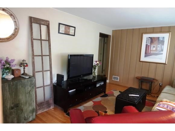 67 Decatur Road Portsmouth, NH 03801 - Photo 2 of 22