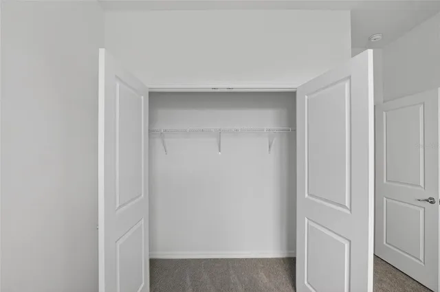 a view of window in an empty room