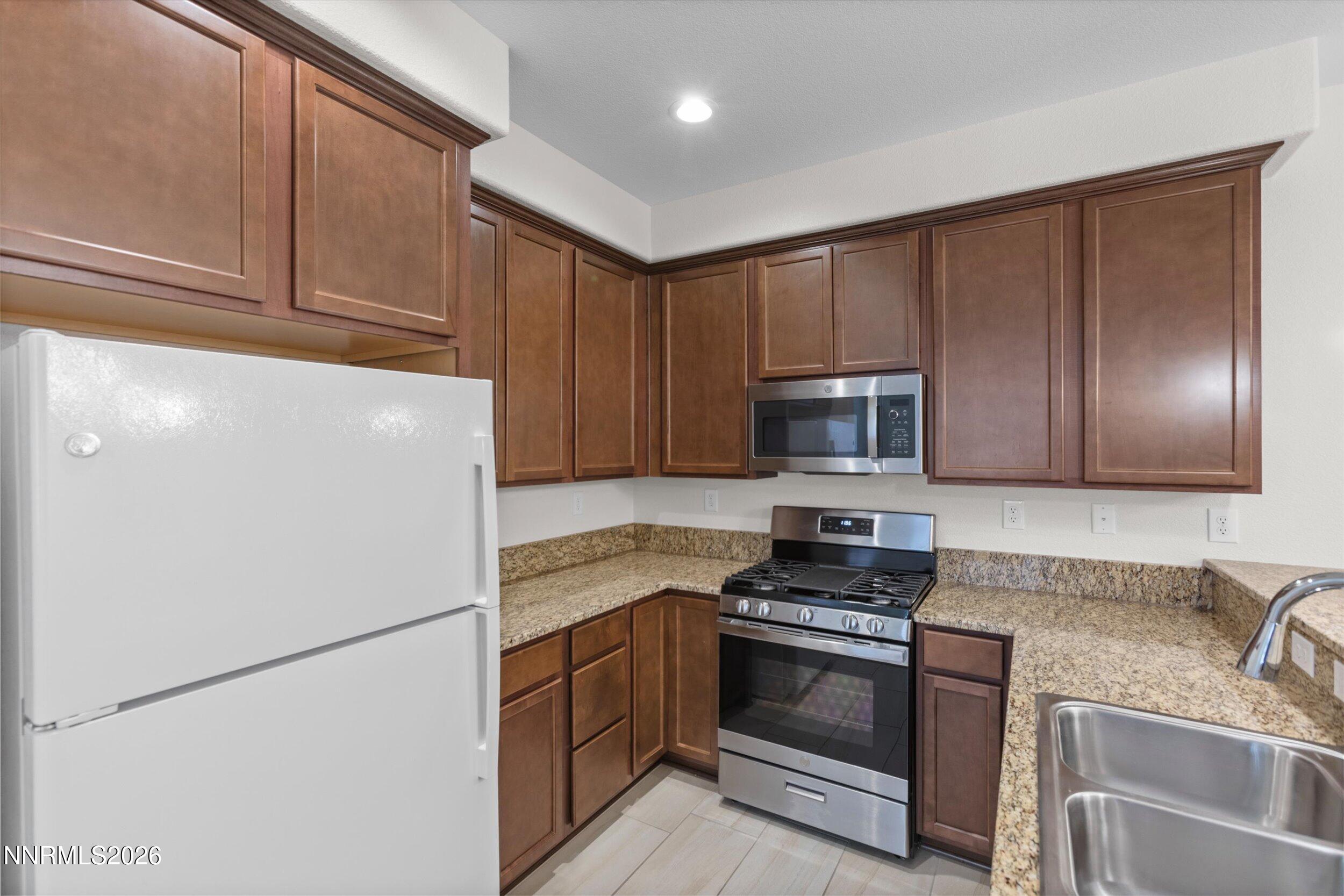 1009 Middle Gate Road Carson City, NV 89701 - Photo 10 of 27 12-0Y7A5170